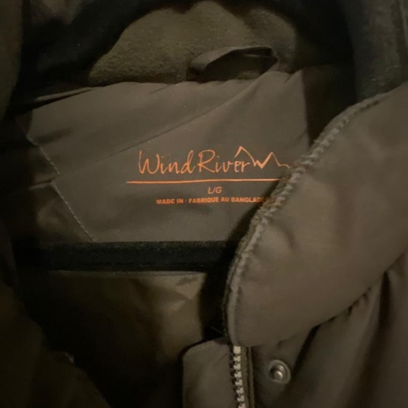 ❤️WIND RIVER VEST FOR SALE❤️ - Picture 8 of 8